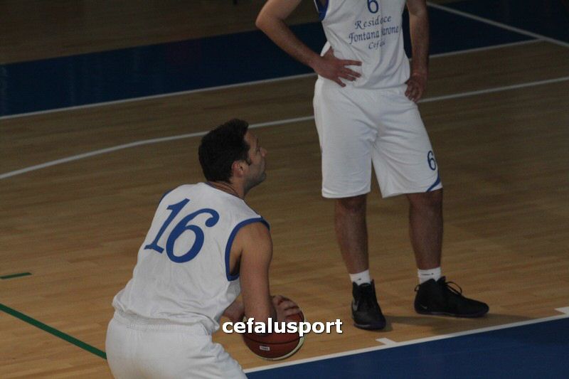 120304 sport 390_tn.jpg
